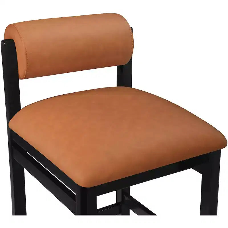Sgabello da bancone rivestito in pelle vegana